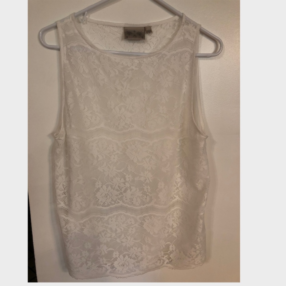 Dantelle White Lace Tank Top-- New w/o tags
